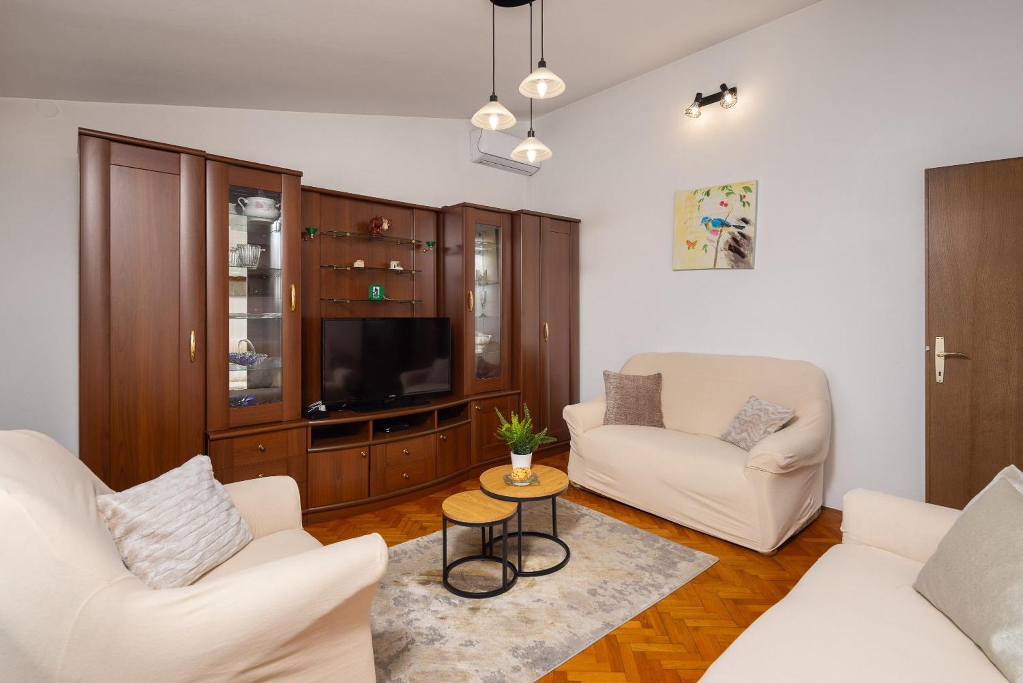 Holiday Residence Maja Katuni 외부 사진